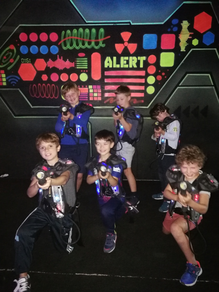 Anniversaires Enfants à Rueil site OFFICIEL - Stargames Laser Game